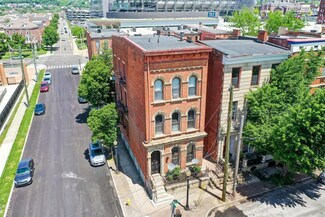 440 Hopkins St, Cincinnati, OH 45203