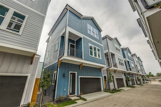 948 Fisher St Unit B, Houston, TX 77018