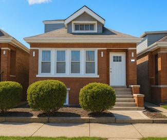 8822 S Wood St, Chicago, IL 60620