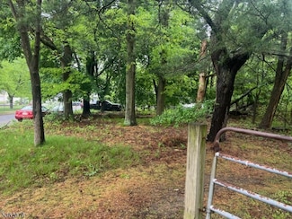 1 Brant St, South River, NJ 08882