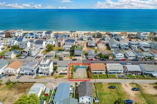 114 Railroad Ave, Salisbury, MA 01952