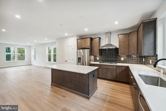 458 Altezza Dr NE, Washington, DC 20017