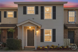 2 Seagull Ln, Savannah, GA 31419