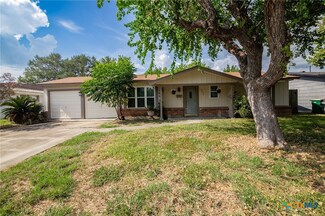3206 Bobolink St, Victoria, TX 77901