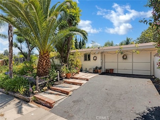 824 Chelterham Cir, Thousand Oaks, CA 91360