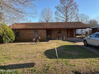 319 Mitchell St, Itta Bena, MS 38941