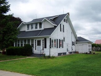 101 N Union St, Cobb, WI 53526
