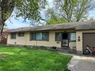 205 SE East Lawn Dr, Ankeny, IA 50021