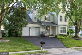 8933 Triple Ridge Rd, Fairfax Station, VA 22039