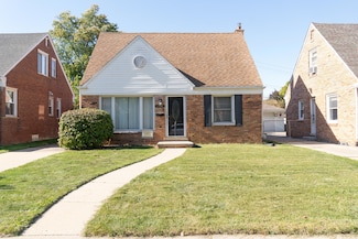 1906 Venice St, Dearborn, MI 48124