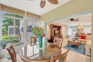 5131 W Oakland Park Blvd Unit 211, Lauderdale Lakes, FL 33313