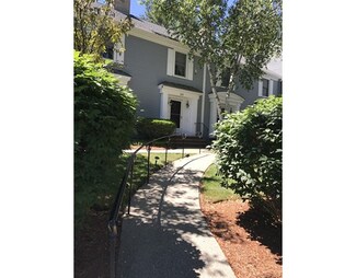 30 Fuller Pond Rd Unit 56, Middleton, MA 01949