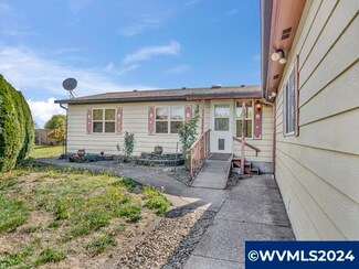 2035 Spicer Wayside SE, Albany, OR 97322