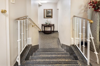 895 Park Ave Unit 1B, New York, NY 10075