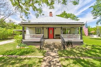 1301 Zion Hill Loop, Weatherford, TX 76088