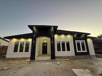 212 Sunrise Loop, Eagle Pass, TX 78852