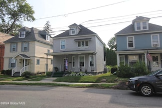 17 Bruce St, Schenectady, NY 12302