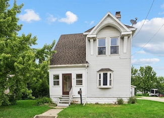 136 Oak St, Brillion, WI 54110