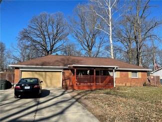 6832 Buick Dr, Indianapolis, IN 46214