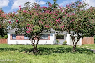 5753 Crestview Rd, Jacksonville, FL 32210