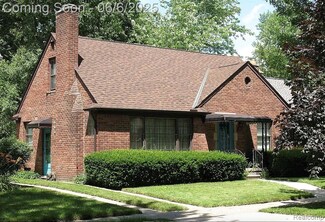 49 Woodward Heights Blvd, Pleasant Ridge, MI 48069