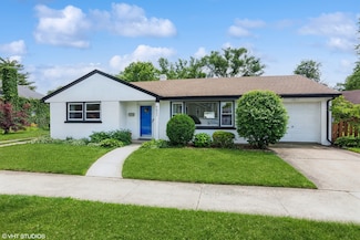 9431 Garfield Ave, Brookfield, IL 60513