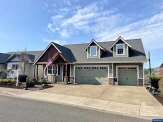457 Eaglet St NW, Salem, OR 97304