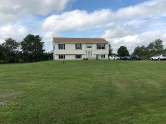 66 Bradbury Dr, Corinth, ME 04427
