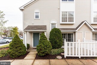 704 Oswego Ct Unit 704, Mount Laurel, NJ 08054