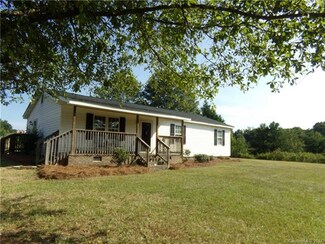 1058 Baker Rd, Jefferson, SC 29718