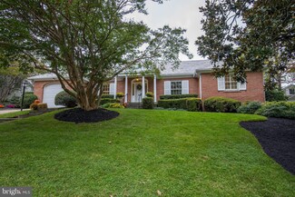 3501 Dunlop St, Chevy Chase, MD 20815