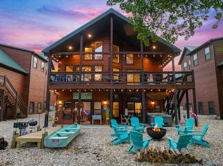 26 Cave Ln Unit 4, Branson, MO 65616