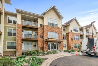 5445 Boone Ave N Unit 216, New Hope, MN 55428