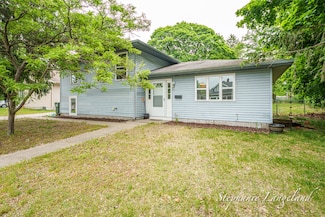 348 Yuba St, Muskegon, MI 49442