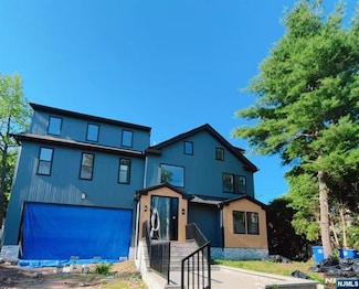 302 W Clinton Ave, Tenafly, NJ 07670