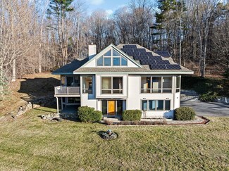 56 River Rd, Merrimac, MA 01860
