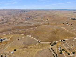 0 Emigrant Pass Rd Unit 202506180, Bakersfield, CA 93308