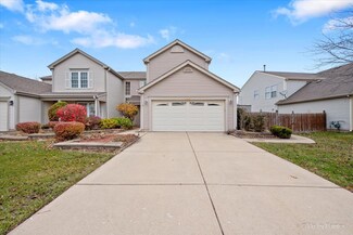 720 Legends Dr, Carol Stream, IL 60188