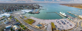 156 W Broadway, Port Jefferson, NY 11777