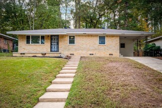 58 Berkshire Dr, Little Rock, AR 72204