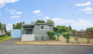 106 Clearwater Ave NE, Salem, OR 97301