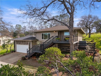 17444 Meadow View Dr, Hidden Valley Lake, CA 95467