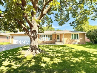 204 W 20th St, Grand Island, NE 68801