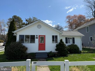 6079 Drum Point Rd, Deale, MD 20751