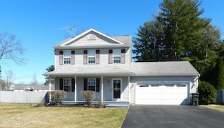 13 Pheasant Way, South Glens Falls, NY 12803