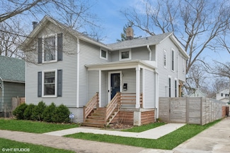 1504 Ashland Ave, Evanston, IL 60201