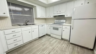 1911 NE 28th Ct Unit 2B, Lighthouse Point, FL 33064