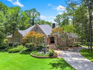 2 Indian Bayou Rd, Hattiesburg, MS 39402