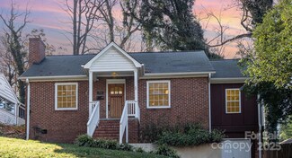 2013 Wood Dale Terrace, Charlotte, NC 28203