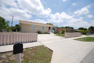 1490 NW 3rd St, Boynton Beach, FL 33435